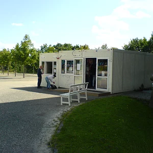 Kartenverkauf zur documenta 12 am Container