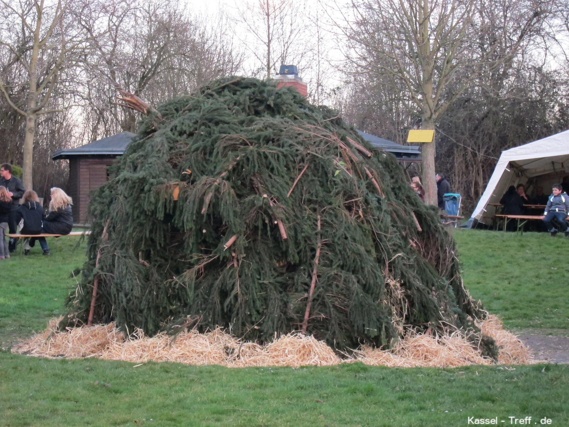 Osterfeuer in Niederzwehren-Kassel