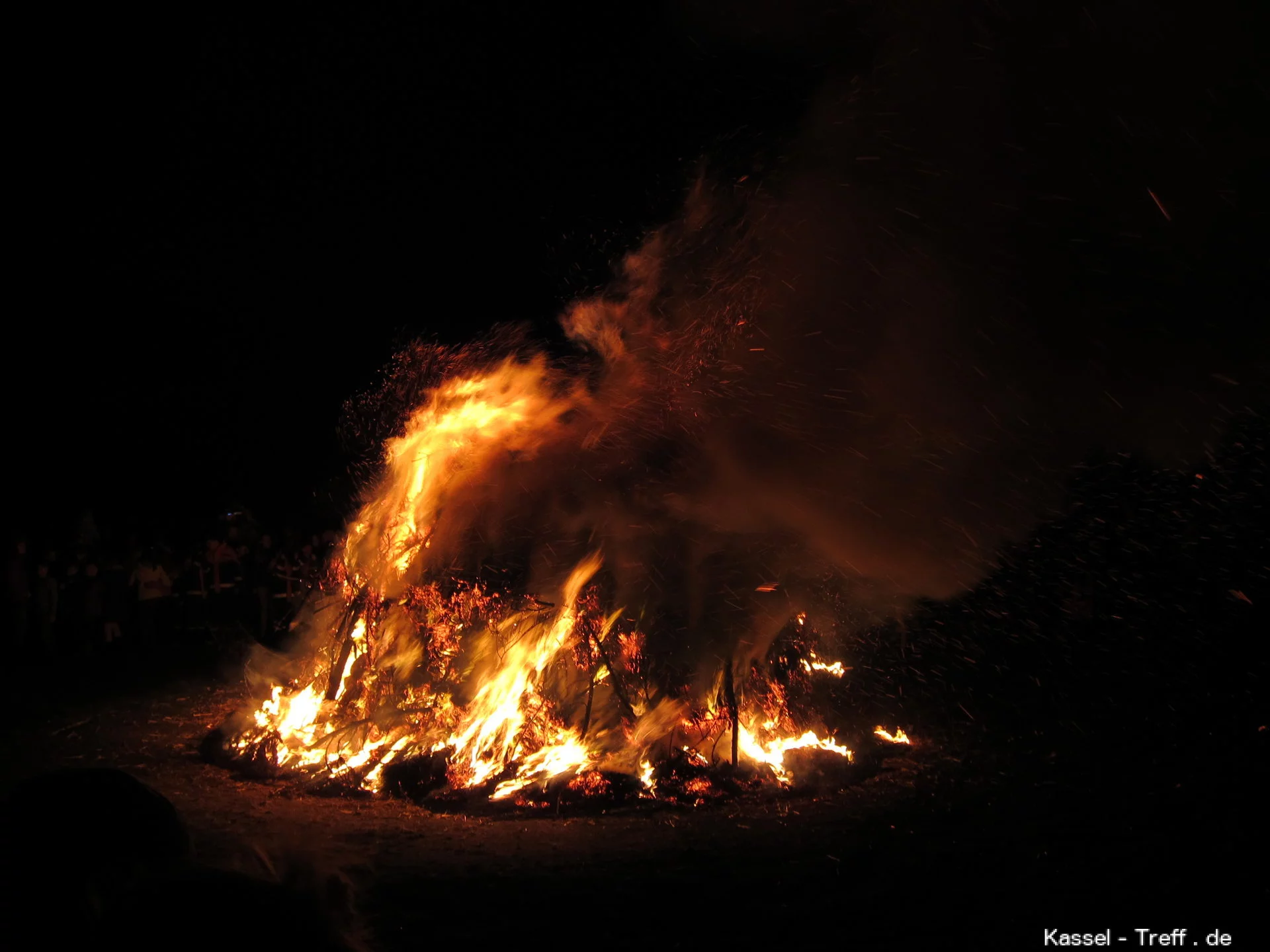 Osterfeuer in Niederzwehren-Kassel